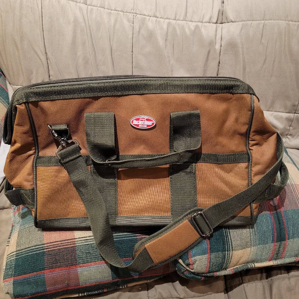 BucketBoss Gatemouth tool bag
